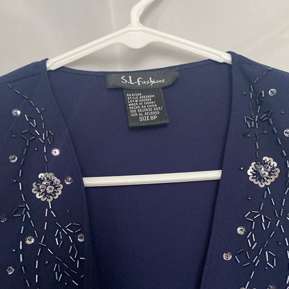 Navy evening west crop jacket with sheer sleeves & embroidered beading . Size 8P - Picture 2 of 5